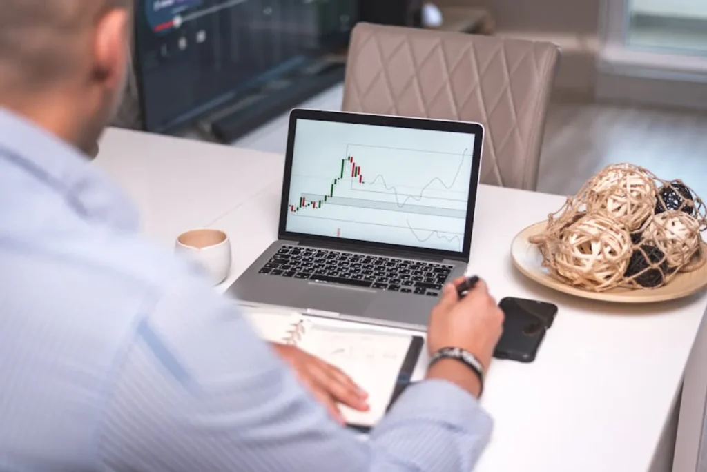 Why Daily Tracking Beats Weekly Ranking Snapshots